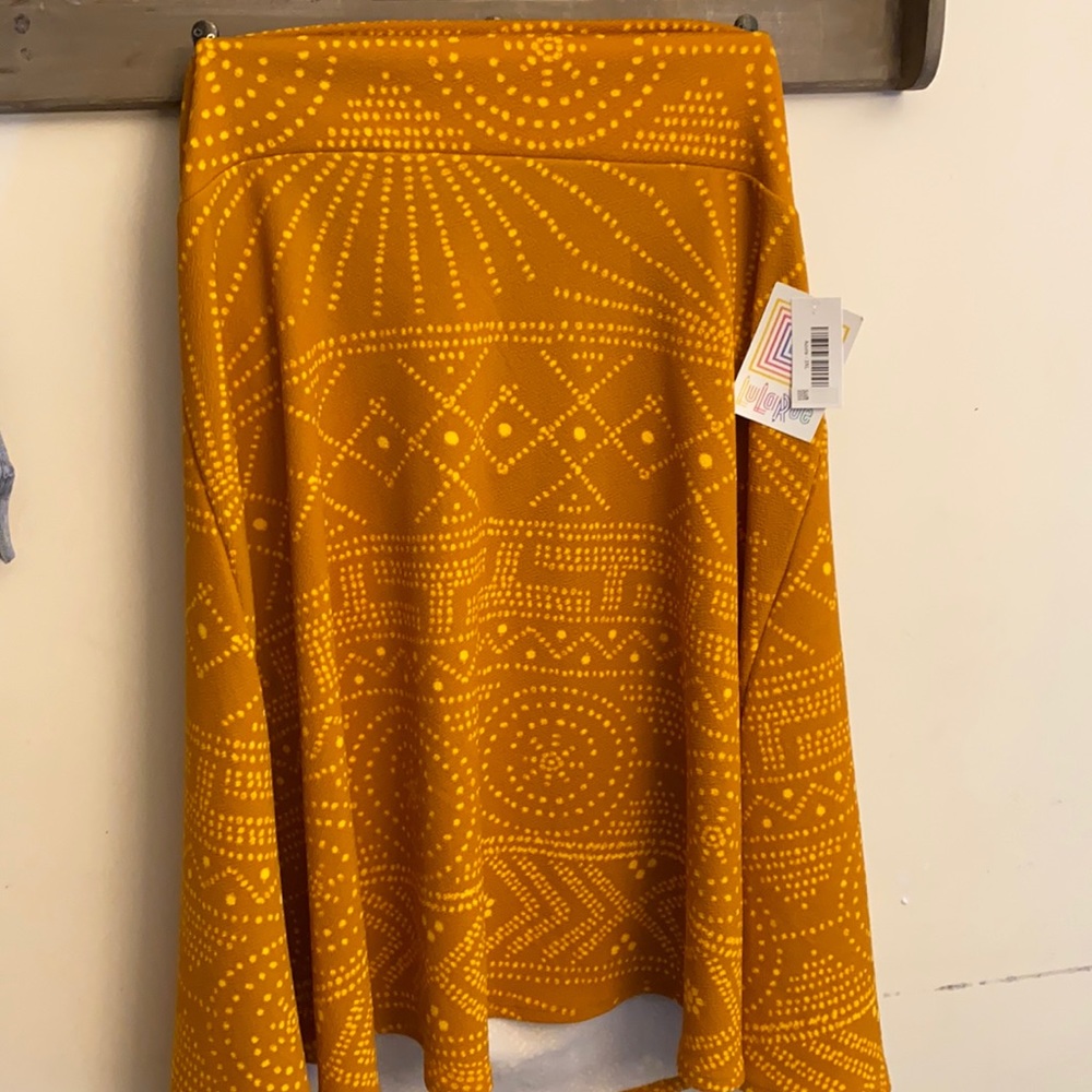 Brand new with tags Lularoe Azure skirt size 3x